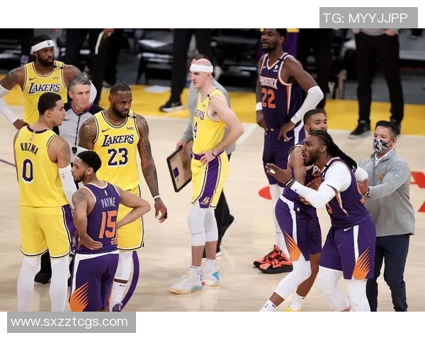 湖人对阵雄鹿首发阵容解析及球员表现展望