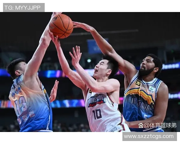 CBA2014赛季广东队与新疆队激战回顾精彩瞬间与关键时刻分析